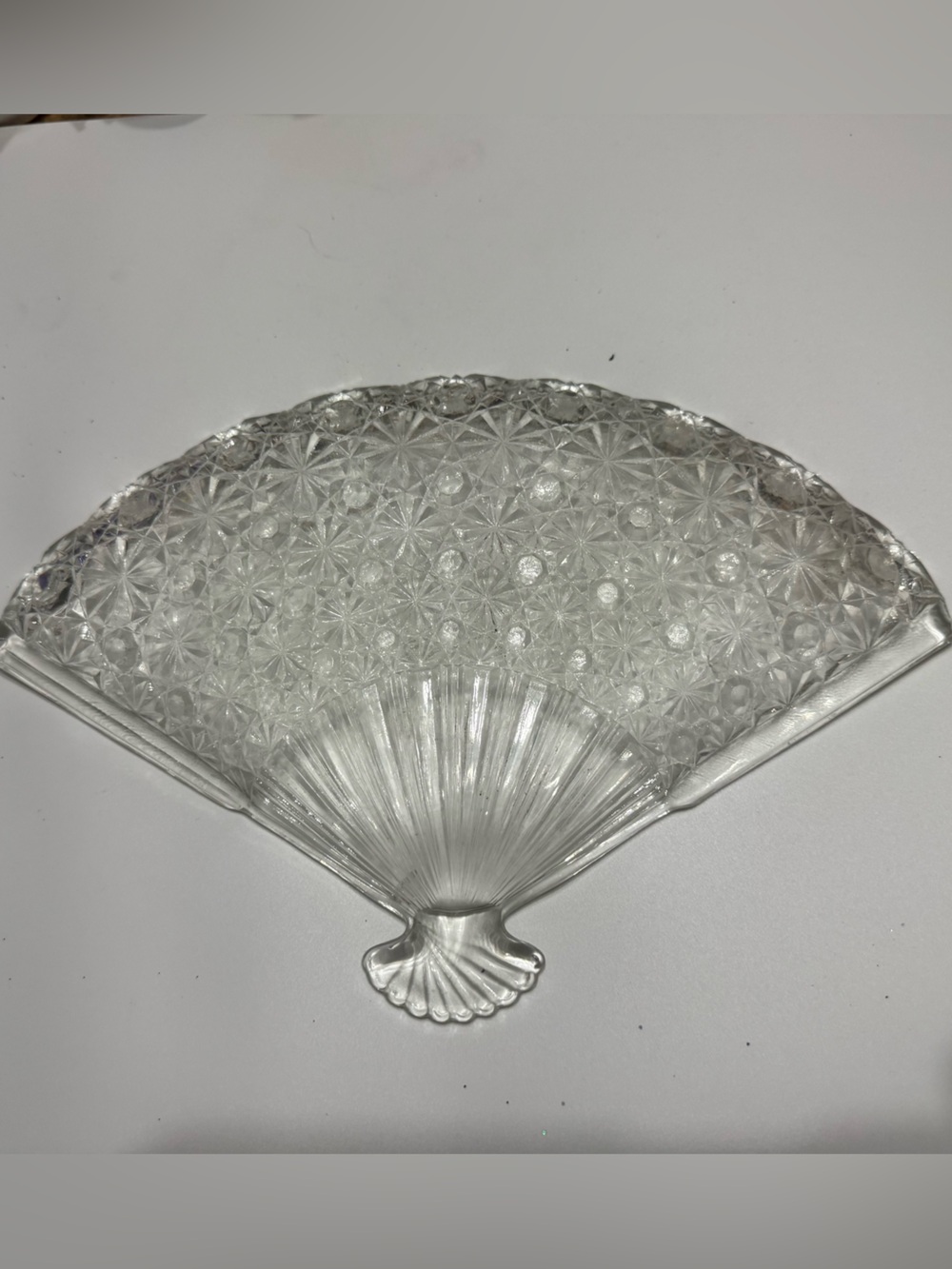 Vintage Clear Glass Daisy Design Fan Shaped Jewelry Trinket Dish Cottagecore